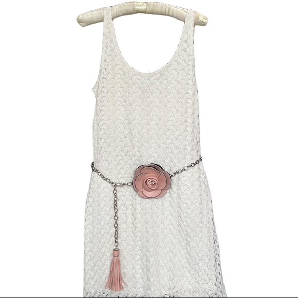 XXSOLDXX belt|Pink Flower tassel silver chain belt|small/medium - Picture 3 of 7